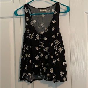 Knot Sisters Daisy Tank Top